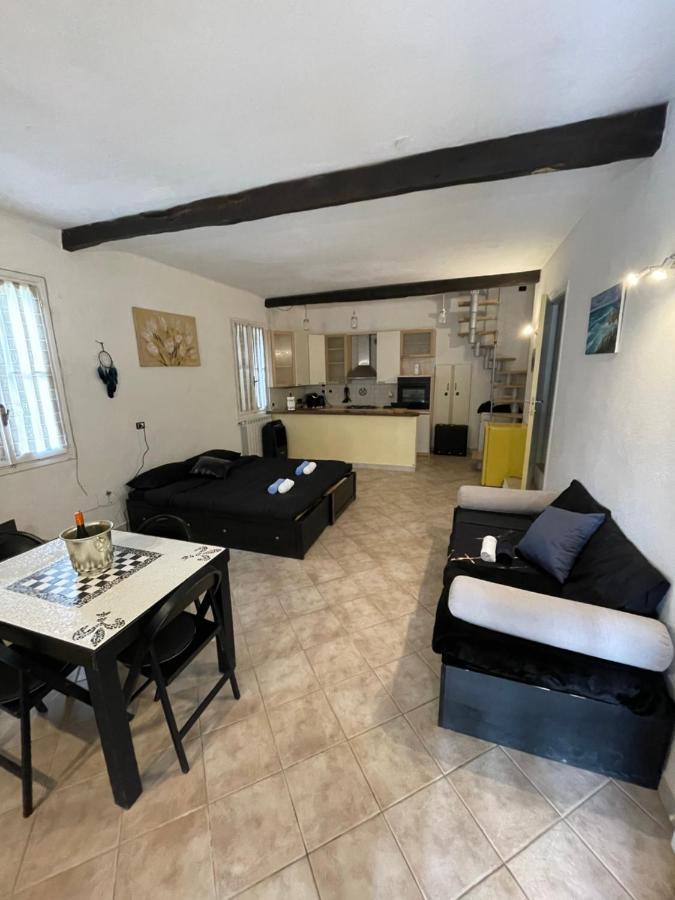 Vernazza • Stazione 5 Terre Apartment Luaran gambar