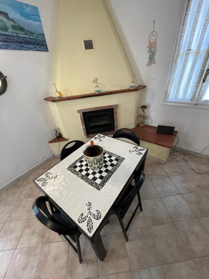 Vernazza • Stazione 5 Terre Apartment Luaran gambar