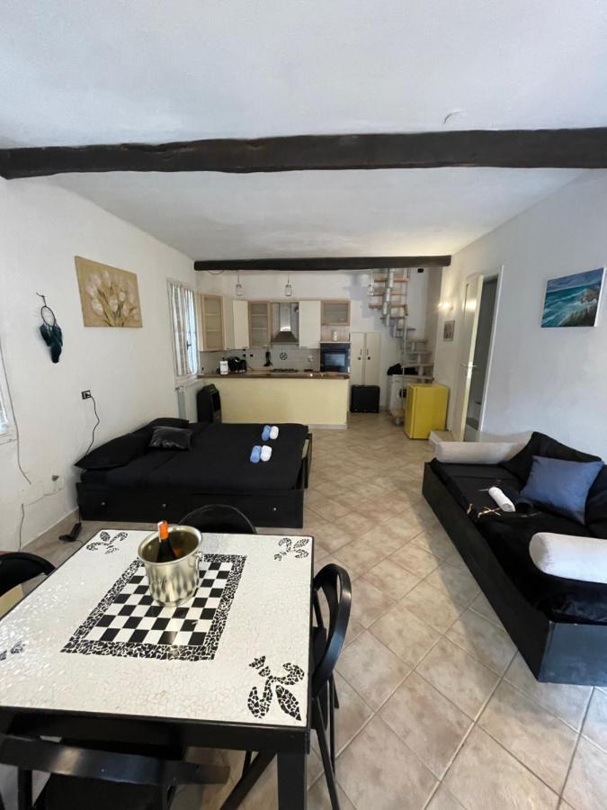 Vernazza • Stazione 5 Terre Apartment Luaran gambar